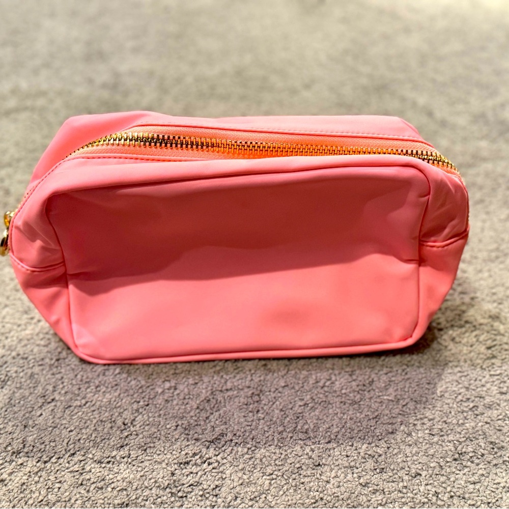Bright coral pink insulated small cooler bag
